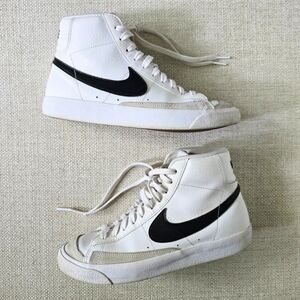 Nike Blazer Mid ‘77 Vintage GS White Black Youth 7Y Womens 8 Sneakers DA4086-100